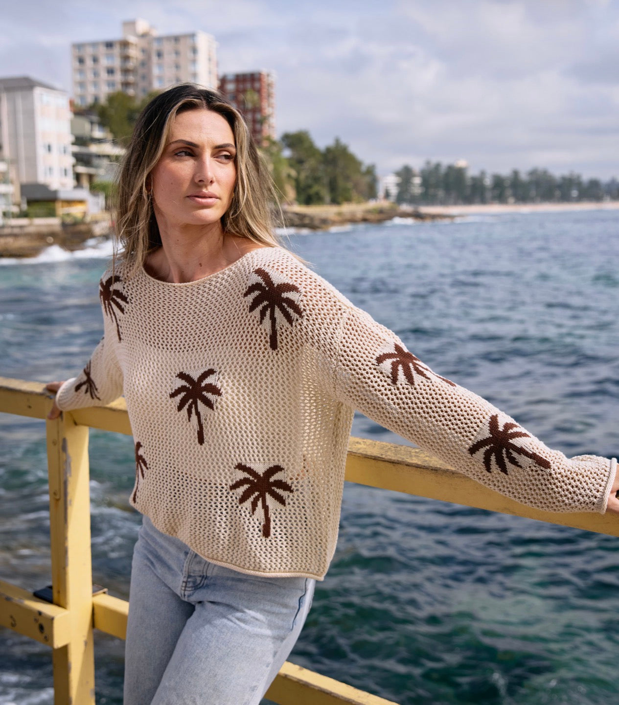 Palm Chocolate & Natural Crochet Knit
