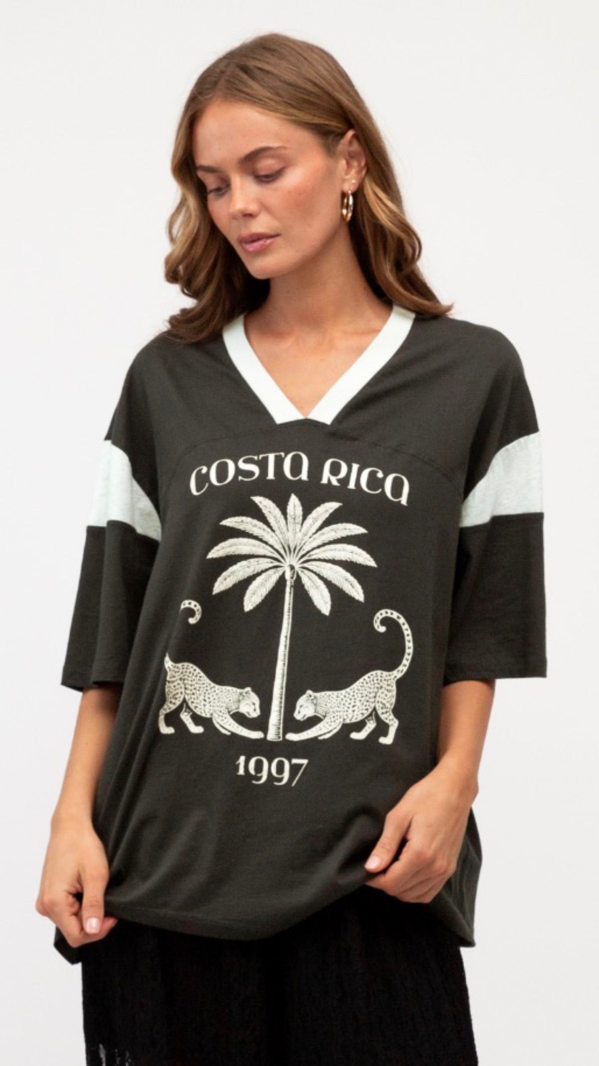 Costa Rica Vintage Black Oversized Vintage Tee